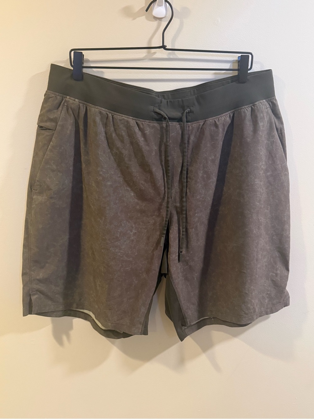 lululemon athletica Olive Green Elastic Waist Active Bottoms XXL